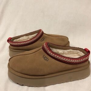 UGG Tazz women’s slippers NEW
